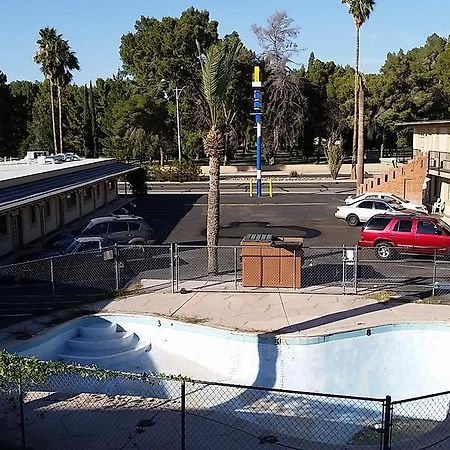 Riviera Motor Lodge Тусон Экстерьер фото